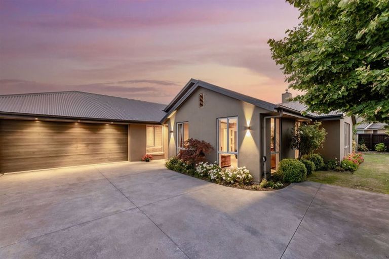 Photo of property in 20 James Hight Drive, Halswell, Christchurch, 8025