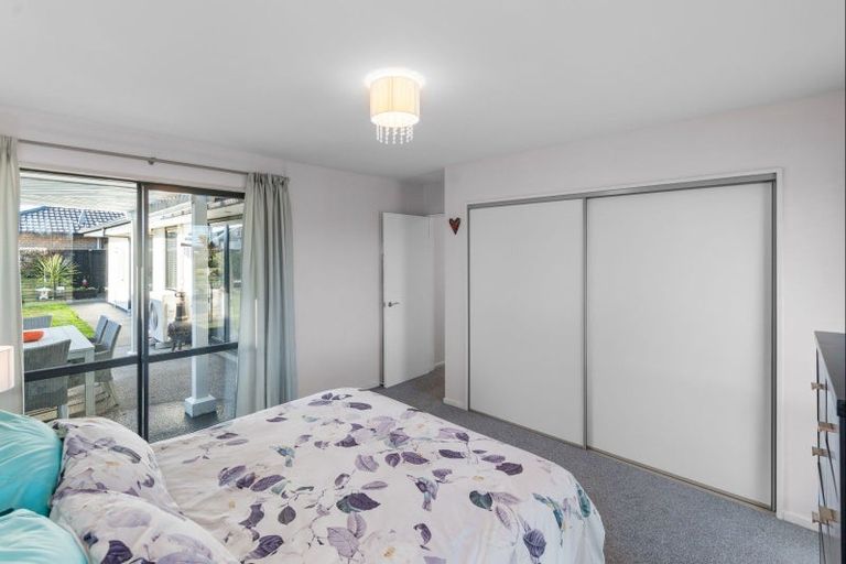 Photo of property in 27 Faringdon Boulevard, Rolleston, 7615