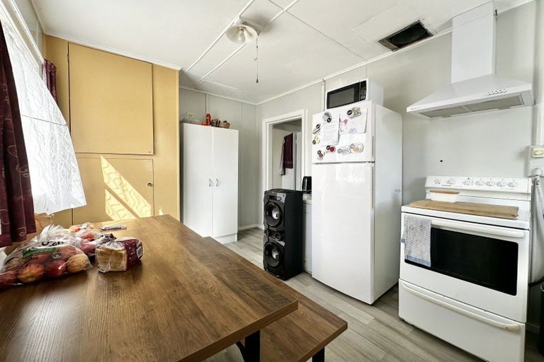 Photo of property in 28 Duke Street, Tokoroa, 3420