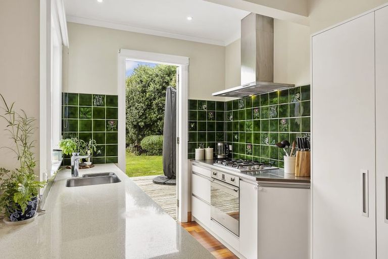 Photo of property in 109 Freyberg Street, Lyall Bay, Wellington, 6022