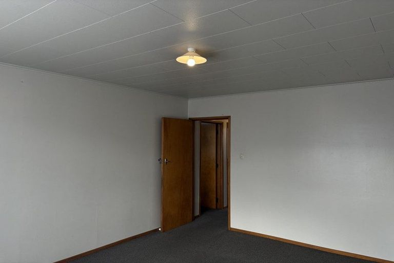 Photo of property in 2/402 Lyndon Road West, Hastings, 4122