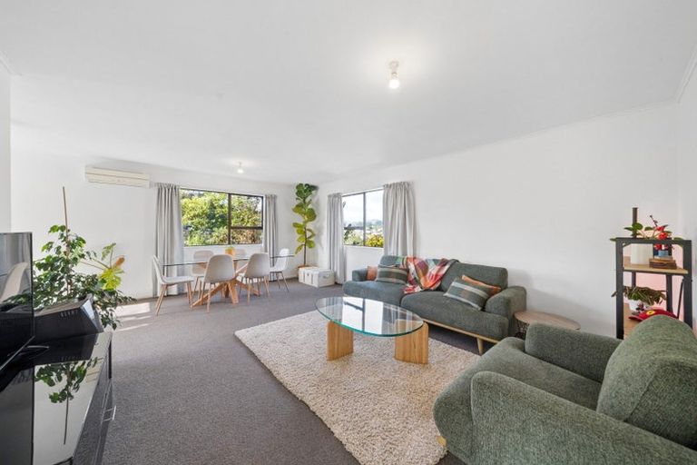 Photo of property in 19 Staithes Drive North, Whitby, Porirua, 5024