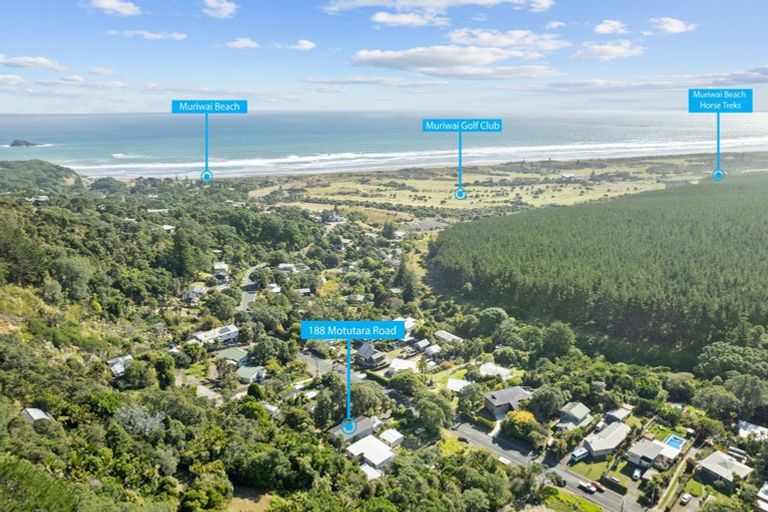 Photo of property in 188 Motutara Road, Muriwai, Waimauku, 0881
