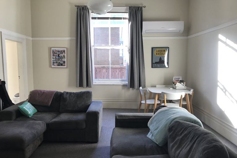 Photo of property in 36 The Parade, Island Bay, Wellington, 6023