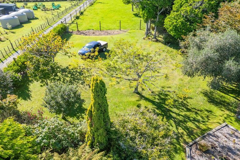 Photo of property in 43 Te Horo Hautere Cross Road, Te Horo, Otaki, 5582