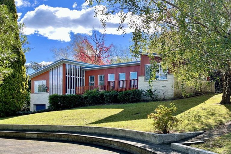 Photo of property in 12 Lovat Street, Havelock North, 4130