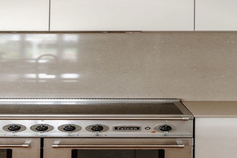 Photo of property in 10 Higginson Street, Otane, 4202