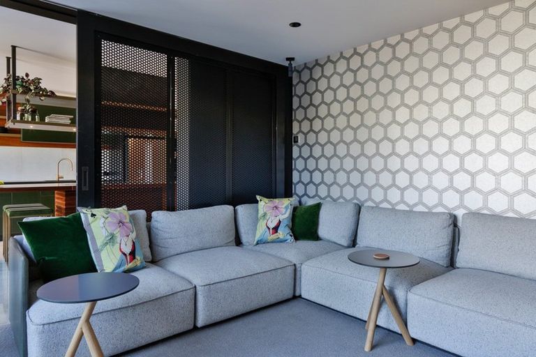 Photo of property in 5 Diamond Lane, Wanaka, 9305