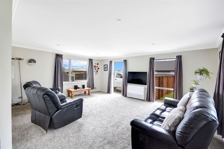 Photo of property in 13 Heathfield Drive, Mosgiel, 9024