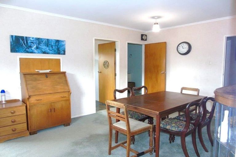 Photo of property in 4 Khouri Avenue, Karori, Wellington, 6012