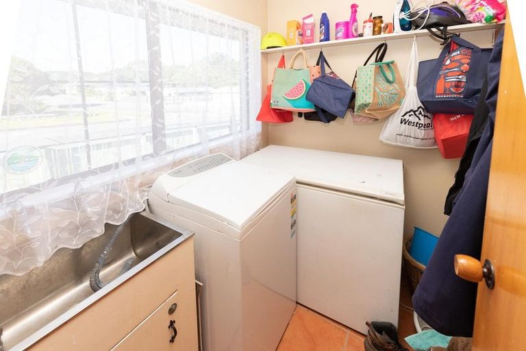 Photo of property in 2 Coates Street, Greymouth, 7805