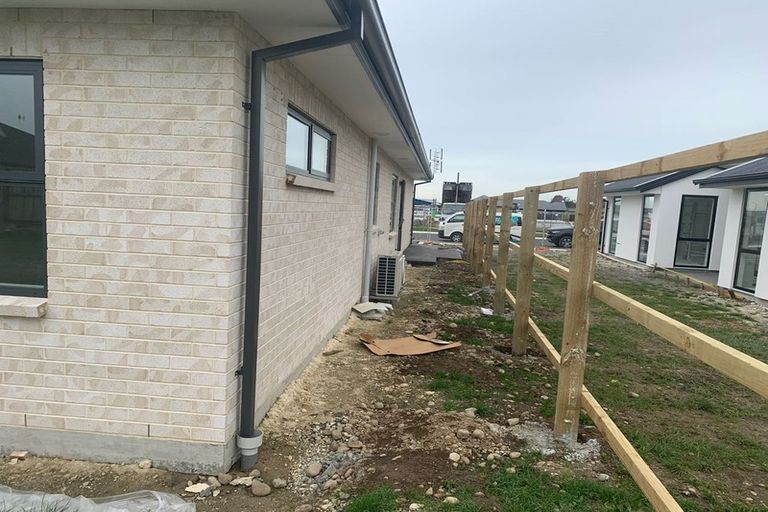 Photo of property in 184 Faringdon Boulevard, Rolleston, 7615