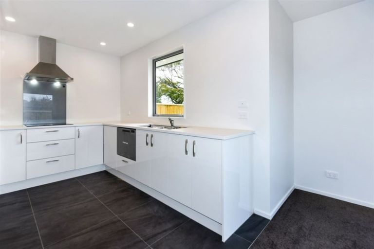 Photo of property in 32/40 Old Red Barn Road, Halswell, Christchurch, 8025