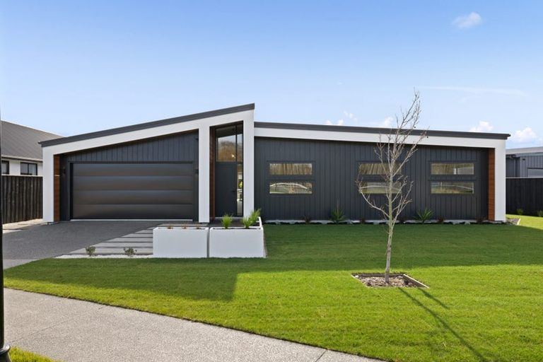 Photo of property in 5 Oakbridge Boulevard, Marshland, Christchurch, 8051
