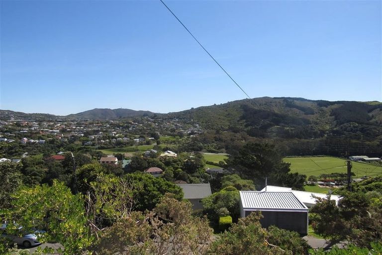Photo of property in 64 Pembroke Road, Northland, Wellington, 6012