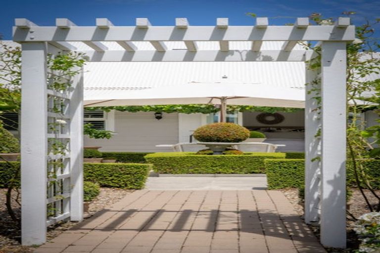 Photo of property in 41 Catra Place, Matangi, Hamilton, 3287