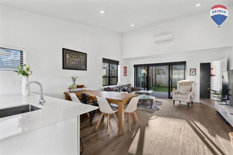 Photo of property in 18 Cathie Place, Karori, Wellington, 6012