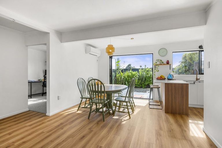 Photo of property in 70 Wainui Road, Raglan, 3225