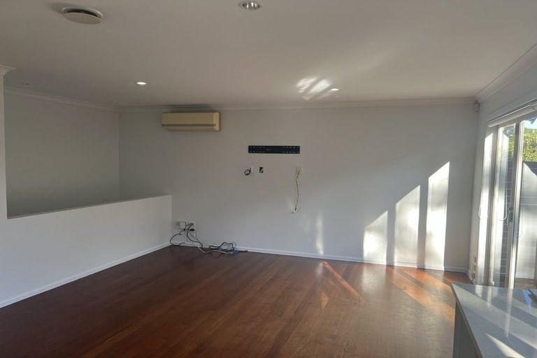 Photo of property in 1/15 Beulah Avenue, Rothesay Bay, Auckland, 0630