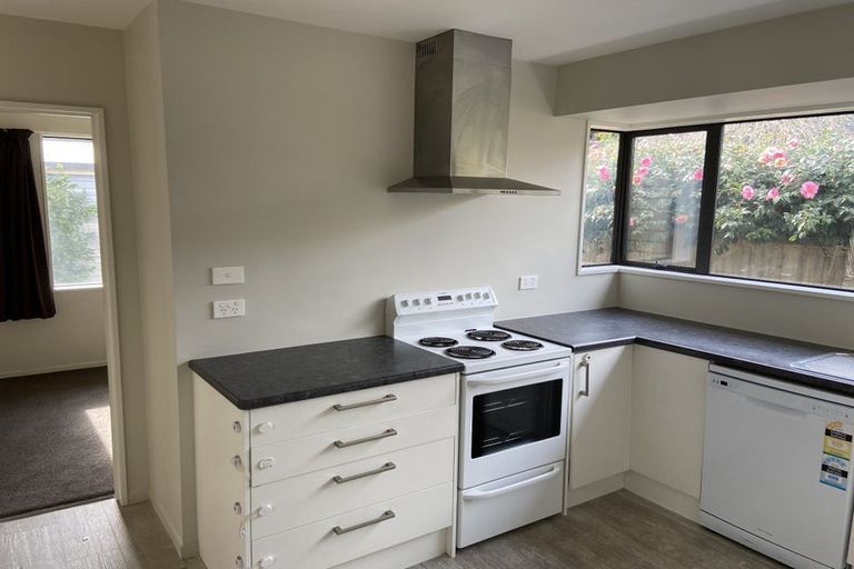 Photo of property in 2/112 Edward Avenue, Edgeware, Christchurch, 8013