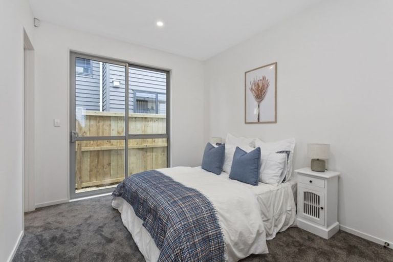 Photo of property in 17 Roa Avenue, Hobsonville, Auckland, 0616