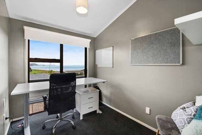 Photo of property in 23a Rosario Crescent, Red Beach, 0932