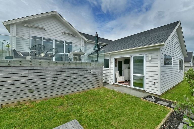 Photo of property in 9 Kaipuke Crescent, Gulf Harbour, Whangaparaoa, 0930