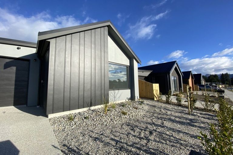 Photo of property in Northlake, 39 Cottesbrook Street, Wanaka, 9305
