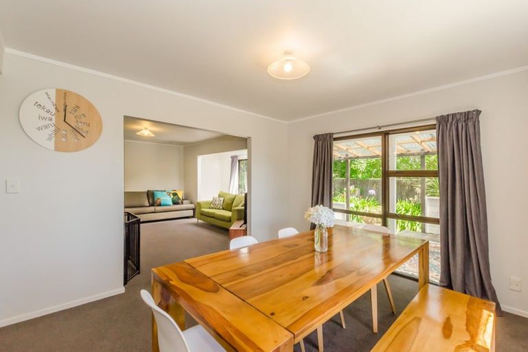 Photo of property in 54 Sylvan Avenue, Waikanae, 5036