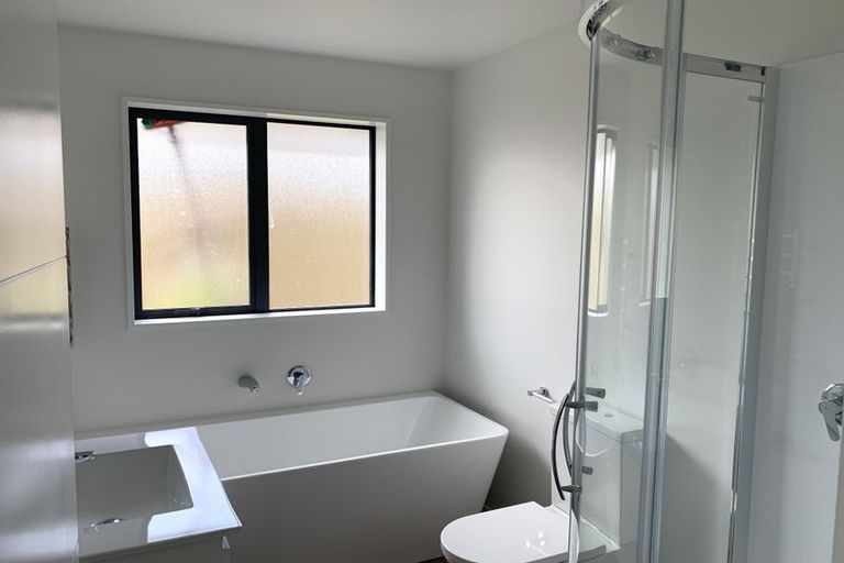 Photo of property in 38 Eileen Way, Rolleston, 7615