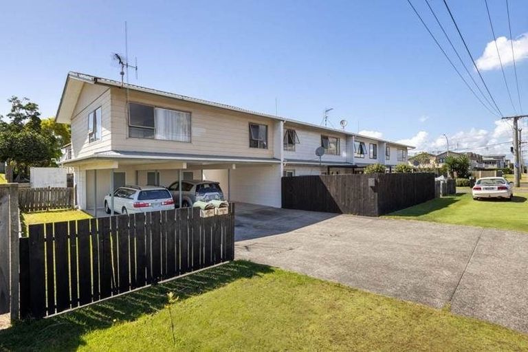 Photo of property in 41 Tawa Street, Mount Maunganui, 3116