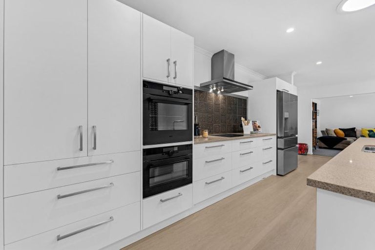 Photo of property in 2g Country Club Lane, Waiuku, 2123