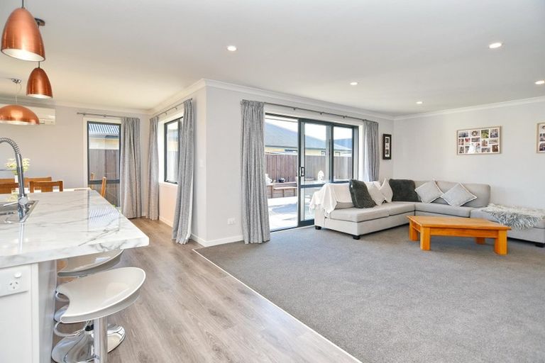 Photo of property in 8 Claremont Crescent, Amberley, 7410