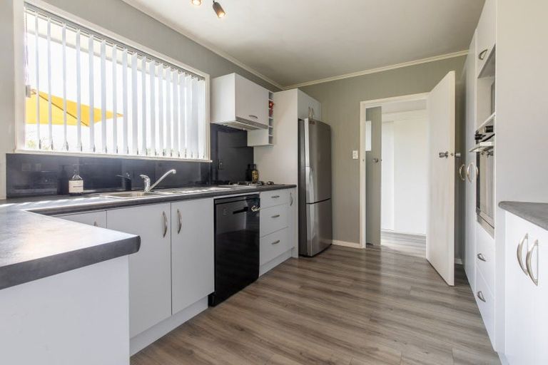 Photo of property in 2 Mclean Terrace, Waipukurau, 4200