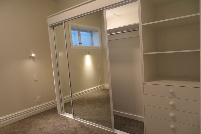 Photo of property in 2 Telford Terrace, Oriental Bay, Wellington, 6011