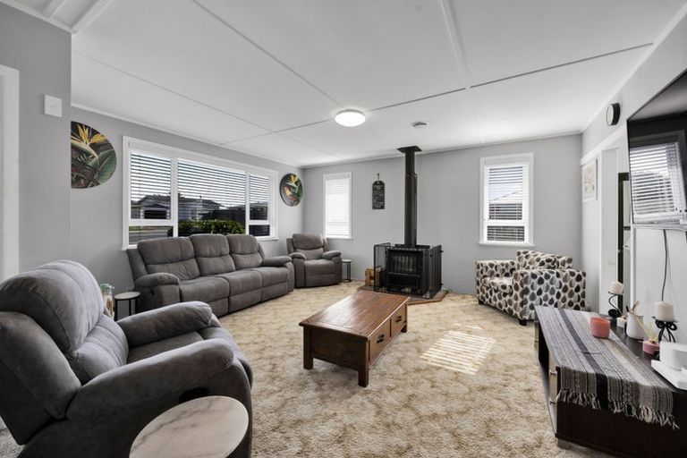 Photo of property in 36 High Street, Eltham, 4322