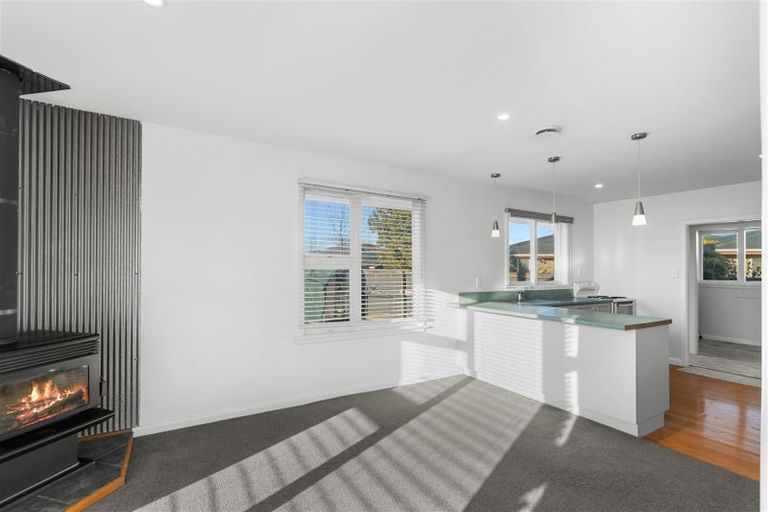 Photo of property in 32 Boston Avenue, Hornby, Christchurch, 8042