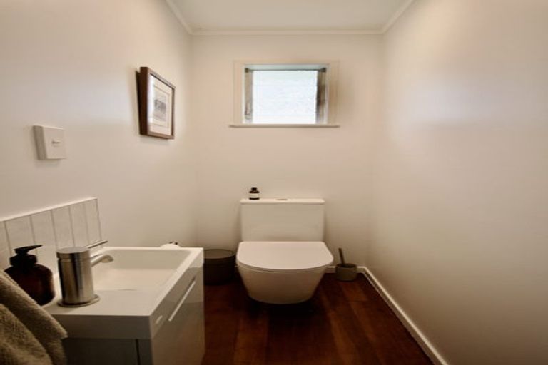 Photo of property in 130 Canongate Street, Birkdale, Auckland, 0626