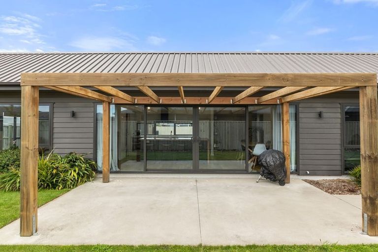 Photo of property in 1 Newman Road, Rolleston, 7614