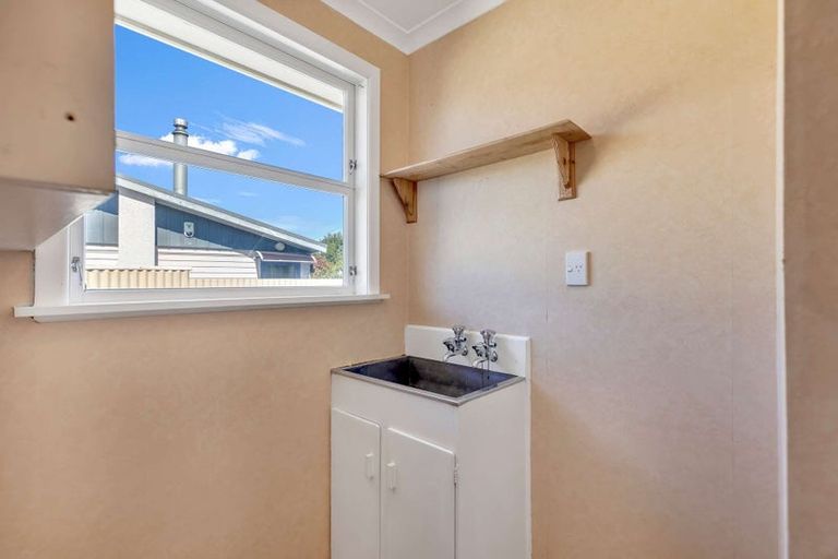 Photo of property in 32 Parsons Avenue, Levin, 5510