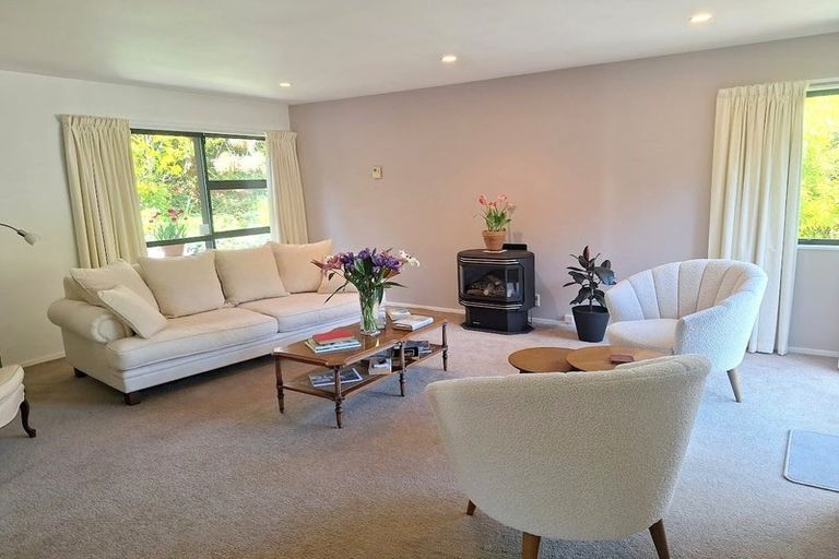 Photo of property in 49b Simla Crescent, Khandallah, Wellington, 6035