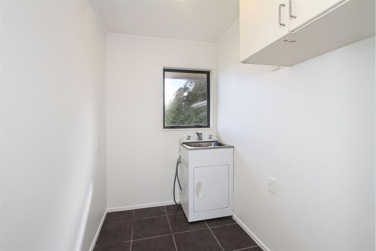Photo of property in 16 Rata Street, Waiuku, 2123