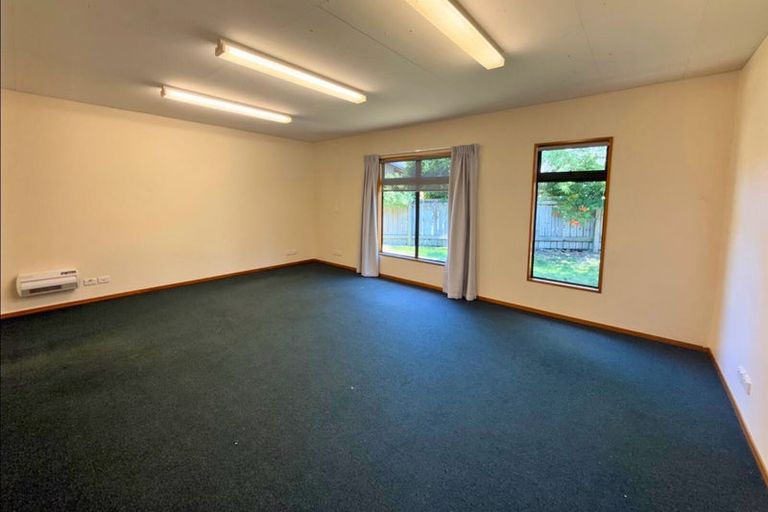 Photo of property in 14mt Aspiring College, 131 Plantation Road, Wanaka, 9305