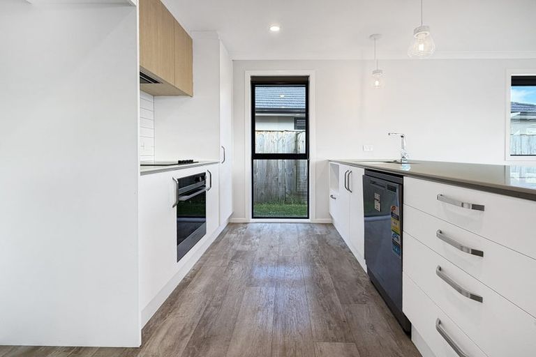 Photo of property in 79 Hinemoa Street, Levin, 5510