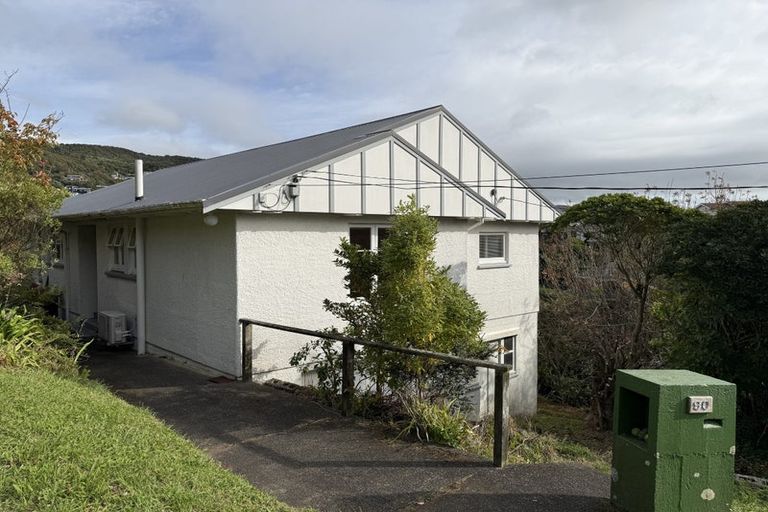 Photo of property in 90 Donald Street, Karori, Wellington, 6012