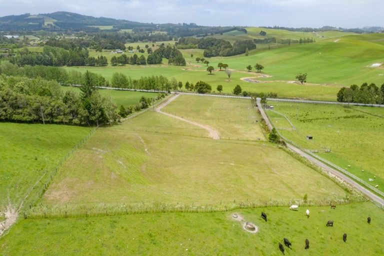 Photo of property in 132 Carruth Road, Papatoetoe, Auckland, 2025