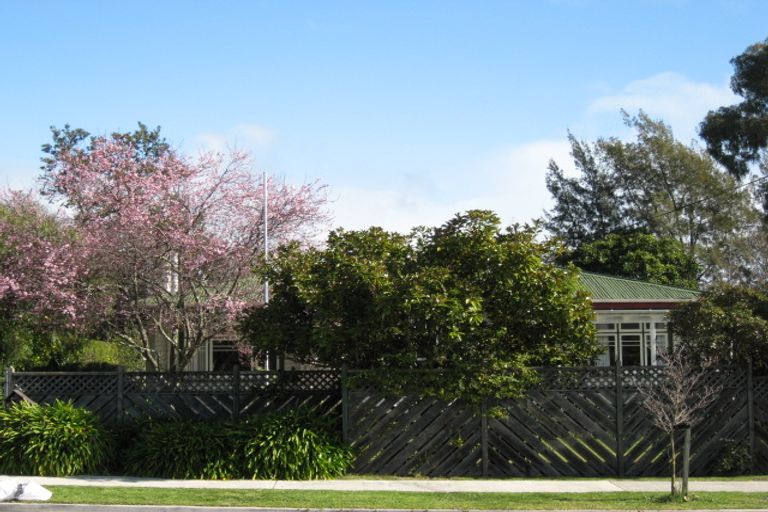 Photo of property in 57 Guthrie Road, Havelock North, 4130