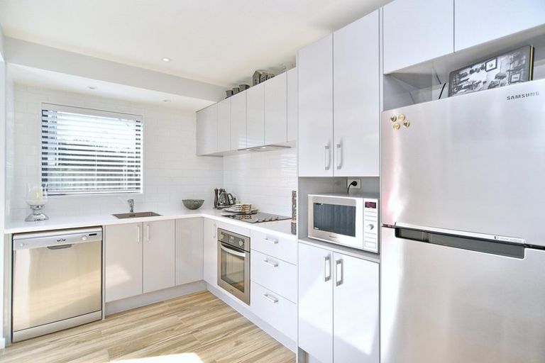 Photo of property in 7/250 Worcester Street, Christchurch Central, Christchurch, 8011