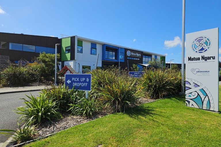 Photo of property in 9 Tereina Lane, Kumeu, 0810