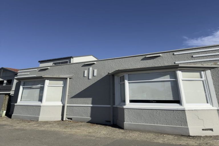 Photo of property in 351 Marine Parade, Napier South, Napier, 4110